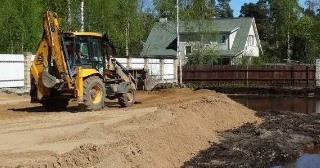 Отсыпка грунта Холмск, цена от 208 руб.