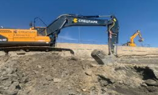 Разработка грунта под коллекторы в Холмске от 2597 руб. – 2Землекопа-Хлм