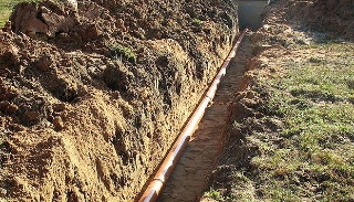Копка траншей для водопровода в Холмске: цена за метр от 935 руб.