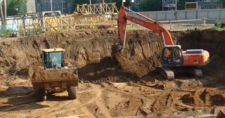 Котлован для дома Холмск, цена от 312 руб./м3.